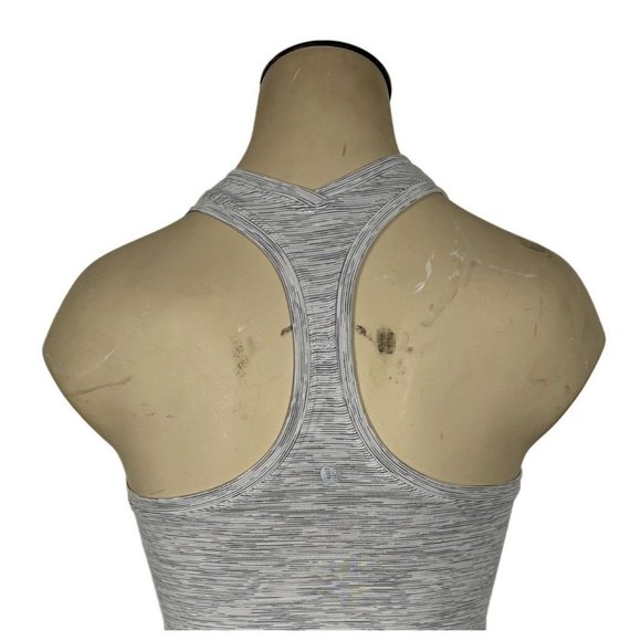 Lululemon women's light gray heathered workout top size small - Picture 4 of 7